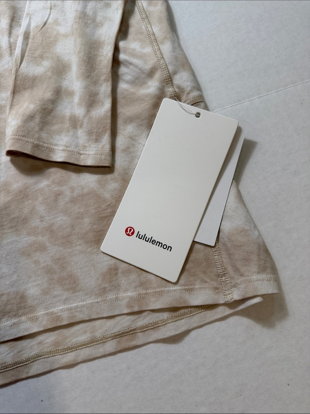 Lululemon Back in Action Long Sleeve Tie Dye
Top
Style LWEZPS - Picture 2 of 9